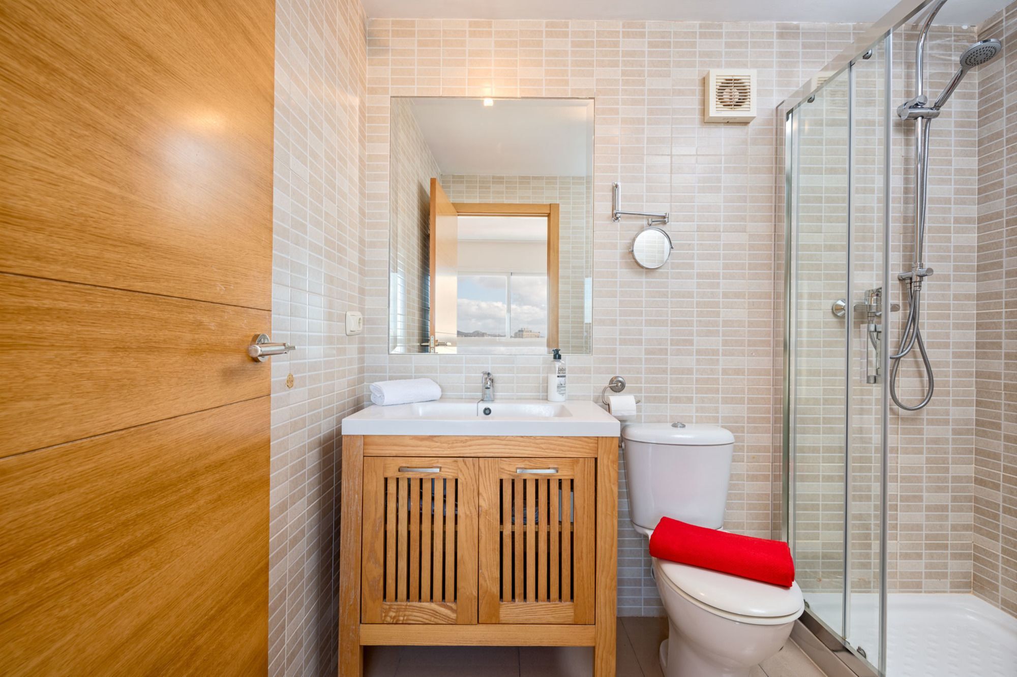 Farola Apartment *